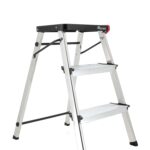 Klappbarer Tritthocker aus Aluminium Rolser M3 220 tiefe Stufe